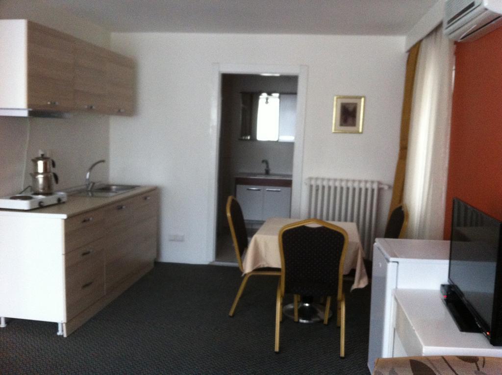 First Aparthotel