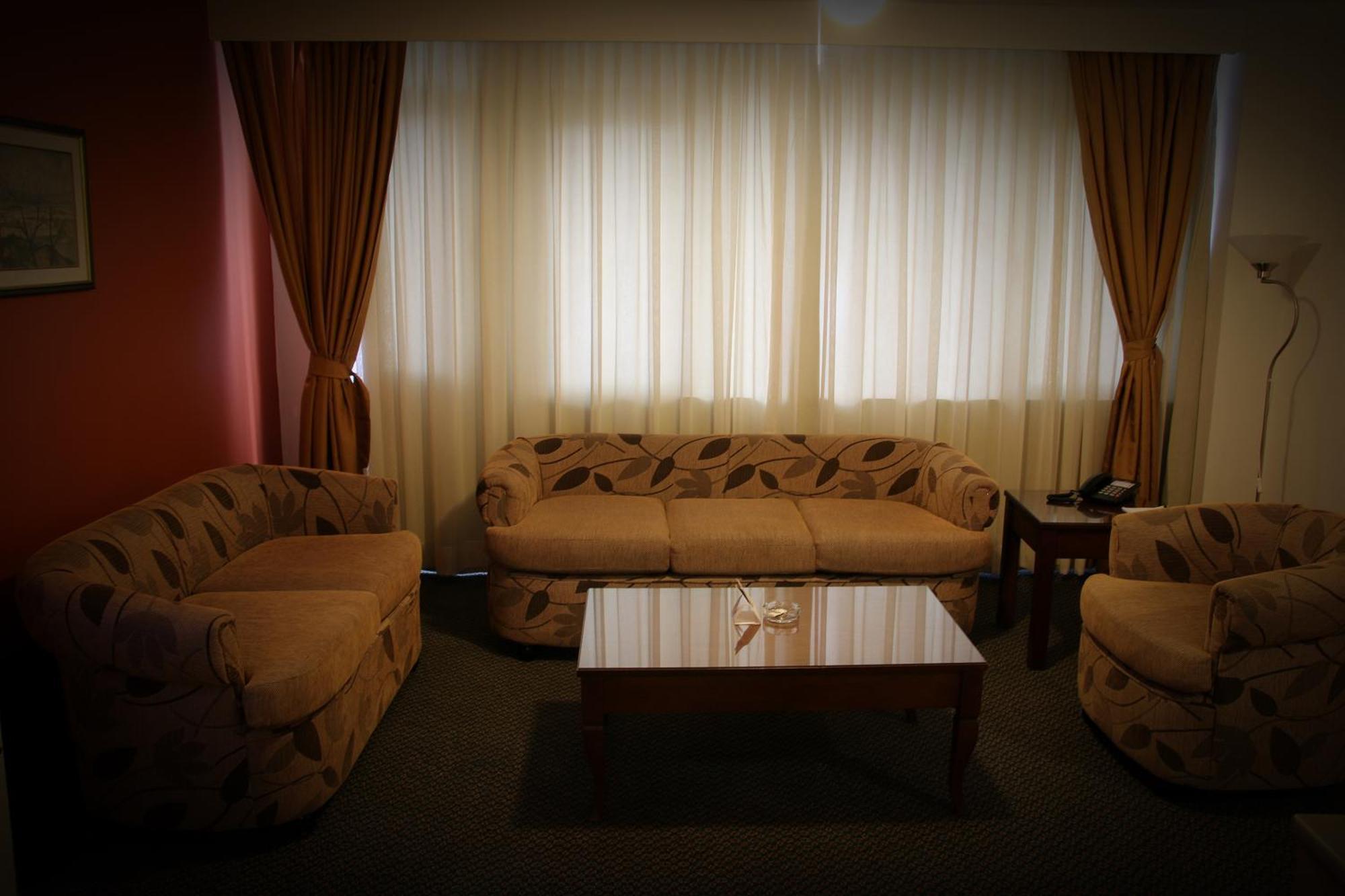 First Aparthotel Ankara